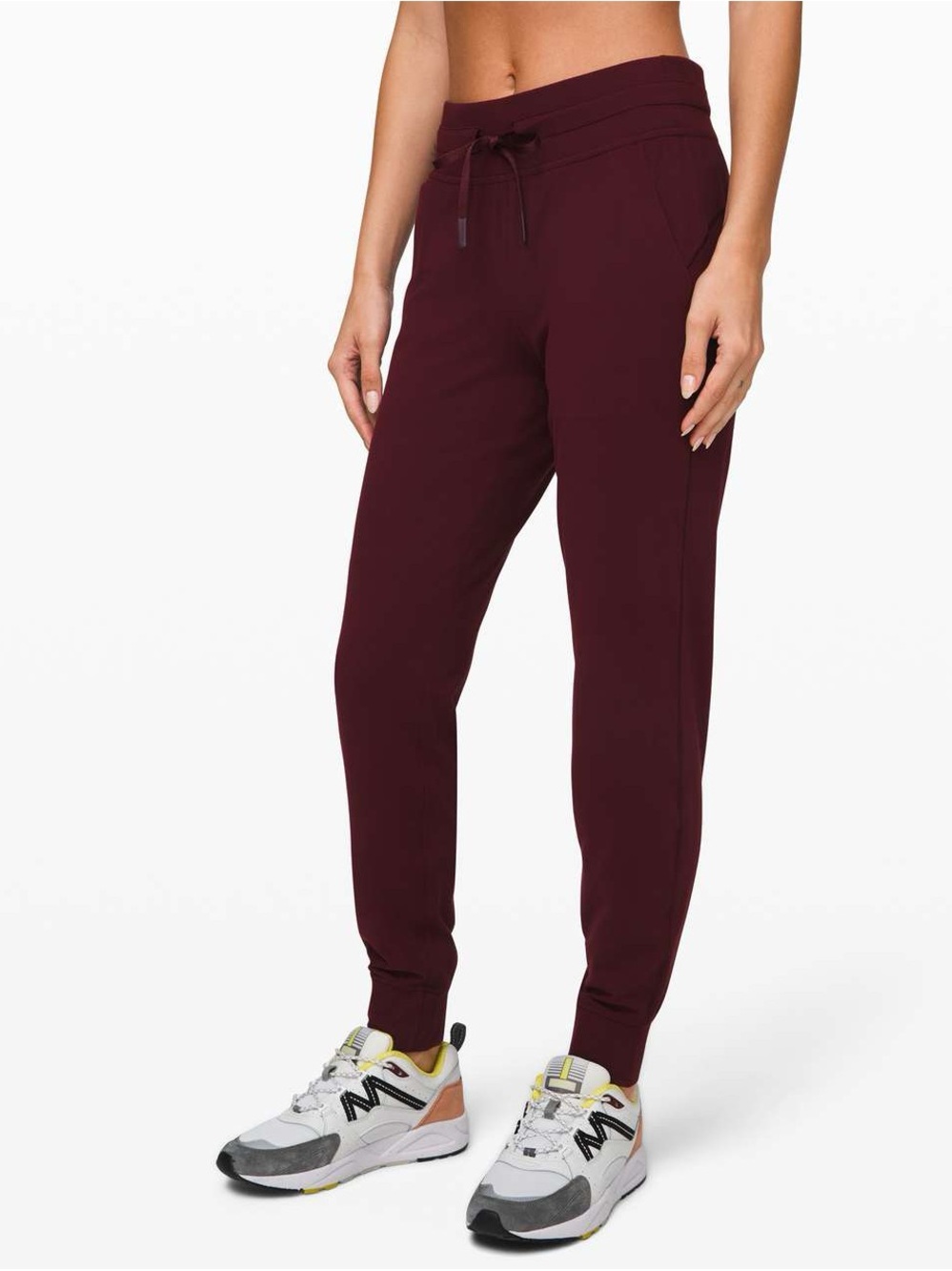 🍋 LULULEMON Ready To Rulu Pant in Garnet Size 6